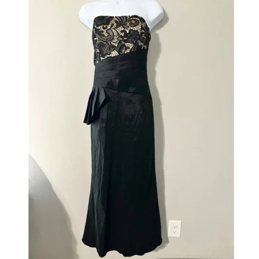 Jessica McClintock Black Lace Strapless Gown